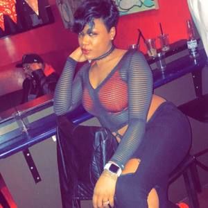 Meet your Posher, Nakia